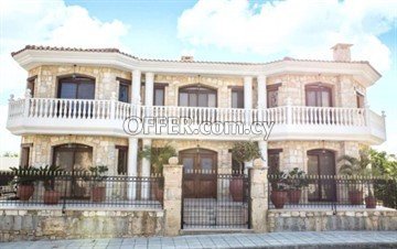 6 Bedroom Amazing Villa  In Agia Fyla, Limassol - With Swimming Pool - 7