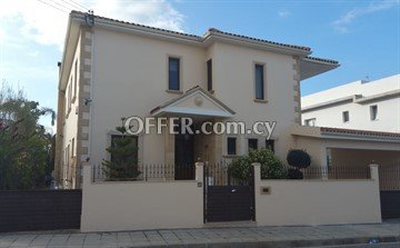 6 Bedroom House Plus Office  In Tseri, Nicosia - With Private Swimming - 7