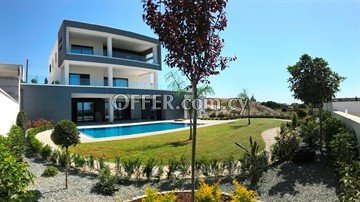 6 Bedroom Luxury Villa Private Pool  In Moutagiaka, Limassol - 9