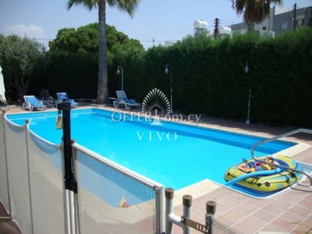 3 BEDROOM  HOUSE WITH SWIMMING POOL IN THE CENTER  OF LIMASSOL - 10