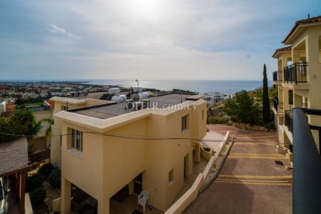 4 BEDROOMS BEAUTIFUL SEMI-DETACHED HOUSE WITH PANORAMIC SEA VIEWS - 10