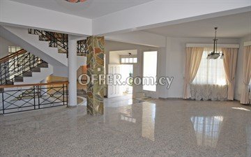 4 Bedroom House  In Engomi, Nicosia - 6