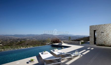 CHARMING FOUR BEDROOM VILLA IN A PRIVATE RESORT IN TSADA, PAPHOS - 3