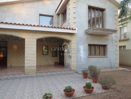 4 BEDROOM VILLA WITH SEPARATE  MAIDS QUARTERS - 9