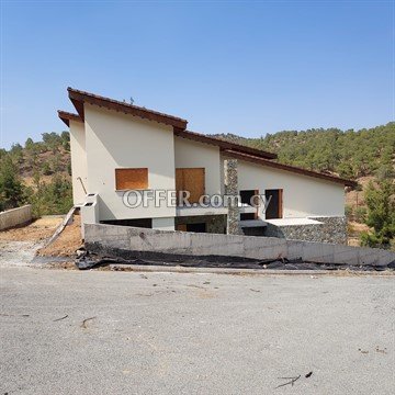4 Bedroom Unfinished House  In Agios Epifanios Oreinis, Nicosia - 3