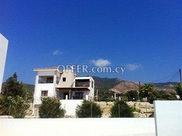 Nea Dimmata Paphos
3 Double Bedroom Private Holiday Beach Villa   - 5