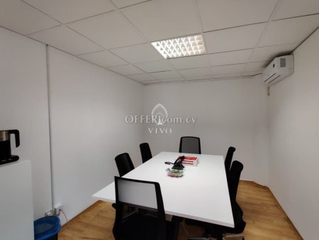 OFFICE SPACE OF 95 M2 IN THE CITY CENTER - 4