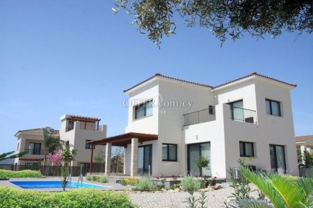 LUXURY THREE BEDROOM VILLA IN KOUKLIA AREA - 3