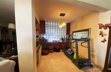 4 Bedroom Apartment  In Agios Dometios, Nicosia - 4