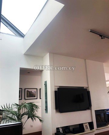 2 Bedroom Penthouse  In Strovolos, Nicosia - 4