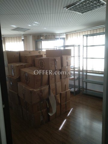 Large Spacious Office Of 191 Sq.M.  In Makariou Avenue - 4