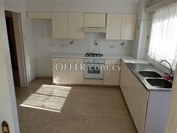 Spacious And Bright 3 Bedroom Apartment  Or  In Strovolos - 4
