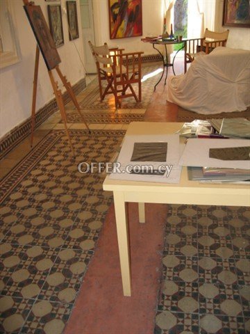 Listed And Traditional House  In Old Town Of Nicosia In A Plot Of 320  - 4