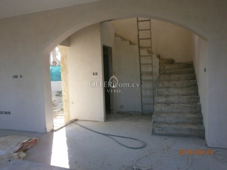 HOUSE UNDER CONSTUCTION IN MARONI - 7