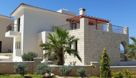 LUXURY THREE BEDROOM VILLA IN KOUKLIA - 2