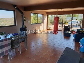Spacious 5 Bedroom House  In Kampia With Great View In A Large Plot Of - 3