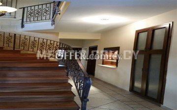 6 Bedroom House Plus Office  In Tseri, Nicosia - With Private Swimming - 3