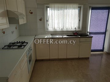 Spacious And Bright 3 Bedroom Apartment  Or  In Strovolos - 3