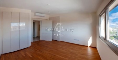 LUXURY APARTMENT OF THREE BEDROOMS ACROSS THE BEACH! - 6