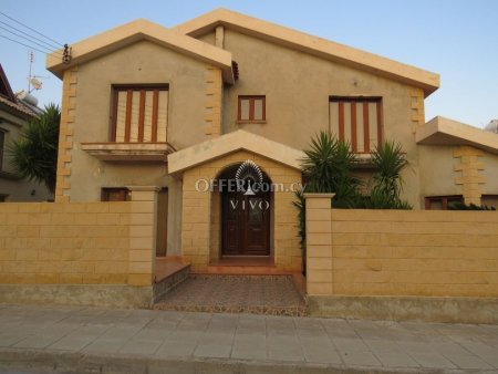 4 BEDROOM VILLA WITH SEPARATE  MAIDS QUARTERS - 5