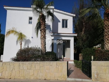 Villa In Pegeia For Sale