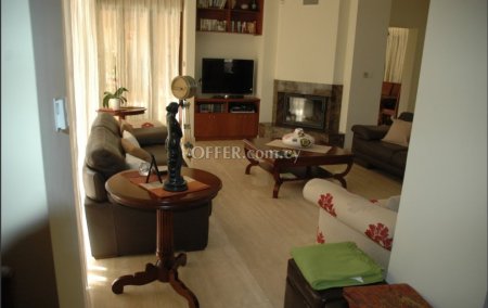 New For Sale €750,000 House 3 bedrooms, Detached Latsia (Lakkia) Nicosia - 7