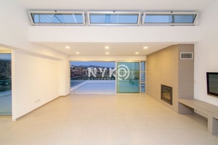 3 bedroom + office + studio penthouse apartment unfurnished