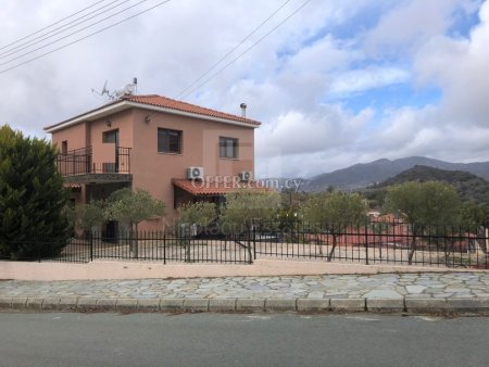 Beautiful four bedroom house with private swimming pool and sauna for sale in Louvaras Limassol