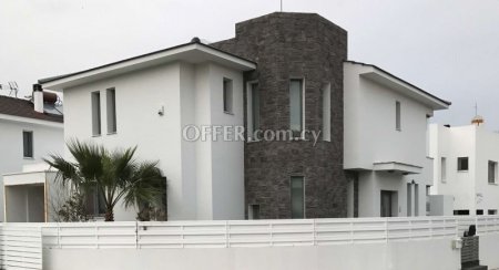 New For Rent €1,650 House 3 bedrooms, Detached Oroklini (Voroklini) Larnaca