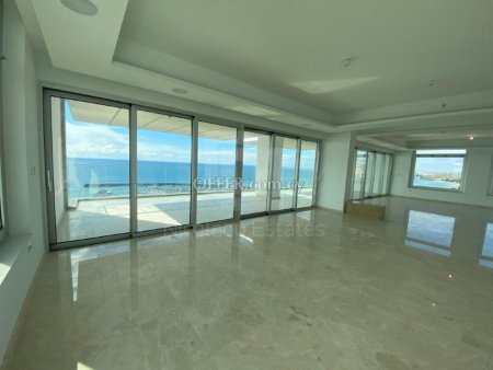 Stunning deluxe two floor penthouse in Amathus beach front area - 10