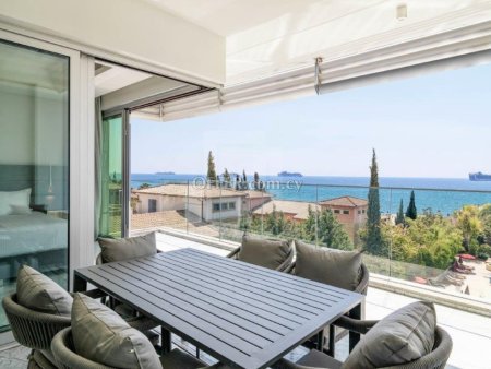 Exclusive and luxury two bedroom apartment in Amathus beach front area - 10