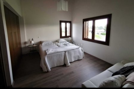 New For Sale €690,000 Villa 6 bedrooms, Detached Nisou Nicosia - 10