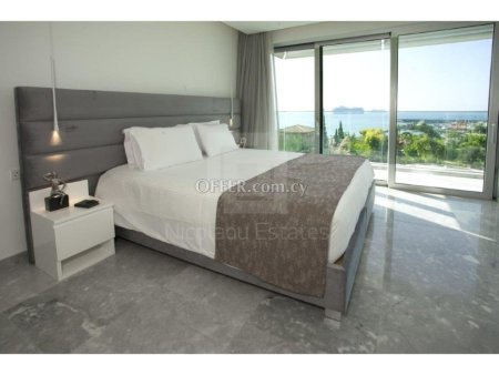 Exclusive and luxury two bedroom residence in Amathus beach front area - 3