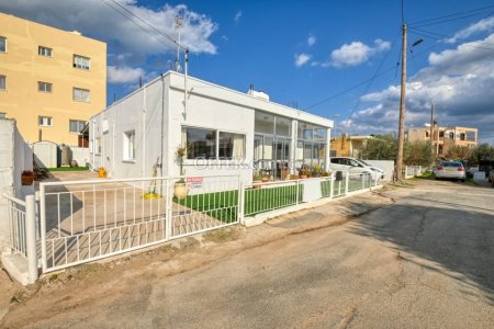 2 Bed Bungalow for Sale in Deryneia, Ammochostos - 10