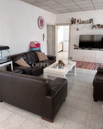 3 Bedroom Upper  In Strovolos, Nicosia - 6