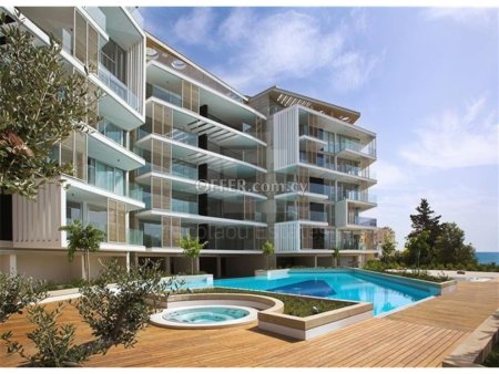 3 bedroom apartment stroll away from the beach in the most attractive area of Limassol Neapolis - 6