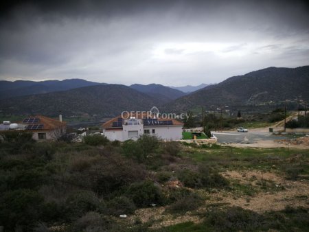 RESIDENTIAL LAND IN FOINIKARIA WITH NICE VIEWS