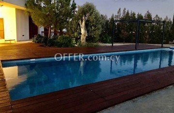 3 Bedroom Villa/House  And  In Latsia, Nicosia - 6