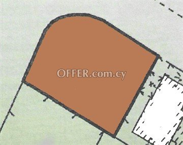 Corner Commercial Plot Of 540 Sqm  In Lakatamia