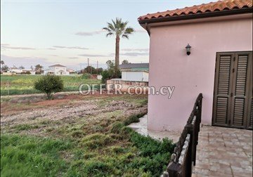 Detached 4 Bedroom House In Large Plot In Paliometocho Nicosia - 4