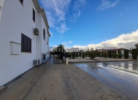 6-bedroom Detached Villa 300 sqm in Aradippou - 5