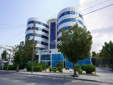 Commercial Building for Sale in Kaimakli, Nicosia - 1