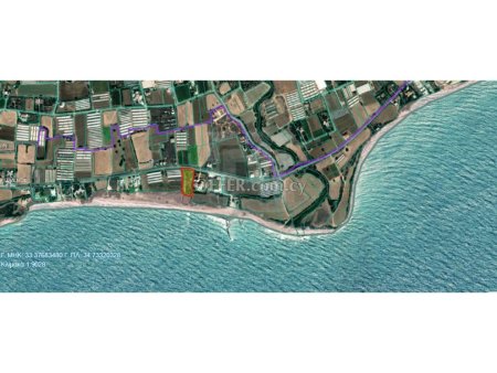 Seafront land for sale in Zygi area