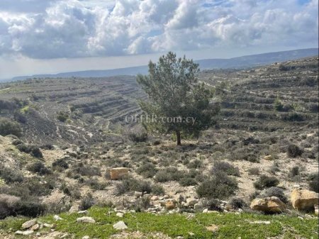 Land Parcel 1670 sm in Lofou, Limassol