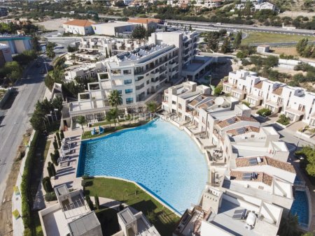New one bedroom apartment for sale in a luxury resort in the tourist area of Limassol - 8