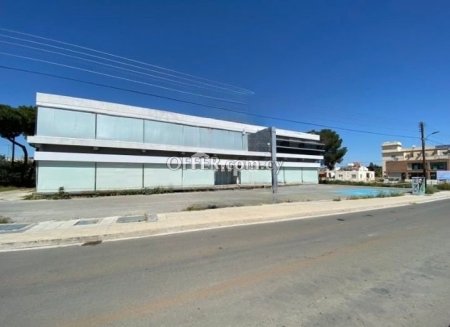 Commercial Building For Rent in Lakatamia, Nicosia