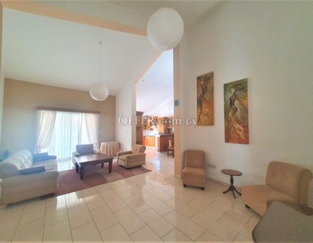 Lovely fully furnished 3 bedroom upper house in Makedonitissa, Engomi, Nicosia, close to the Mall of Engomi!