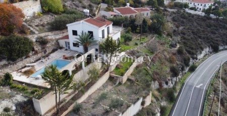New For Sale €990,000 Villa 3 bedrooms, Detached Tala Paphos - Main Photo
