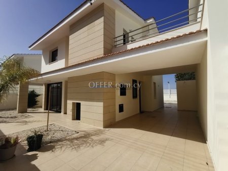 Three bedroom Touristic Villa in Pyla