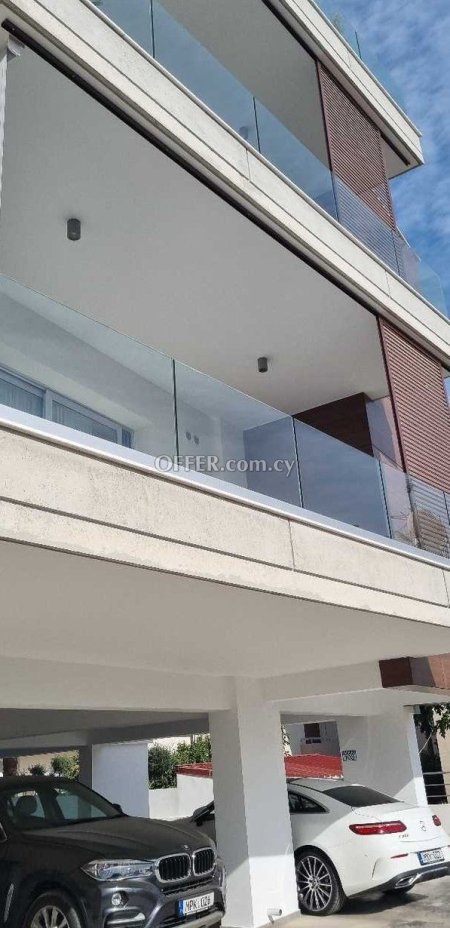Καινούργιο Πωλείται €425,000 Πολυτελές Διαμέρισμα Μέσα Γειτονιά Λεμεσός - 11